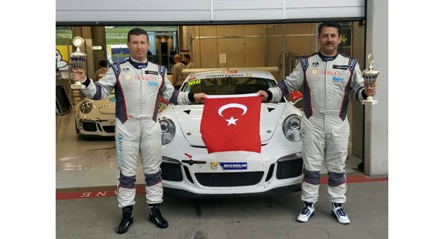 Ülkü ve Atar’a milli onur