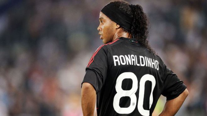 Ünlü Futbolcu Ronaldinho İçin Kritik Gün Yarın!
