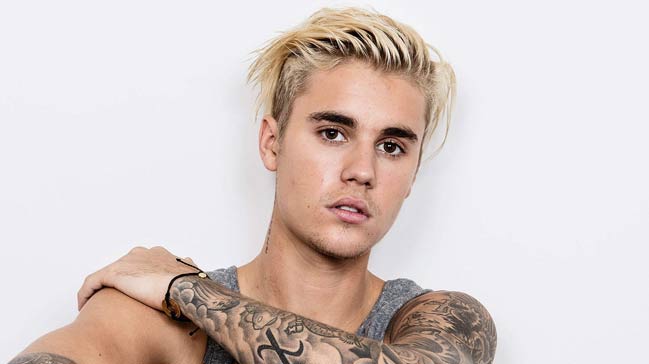 Ünlü Şarkıcıdan New York'ta Skandal Hareket!!!