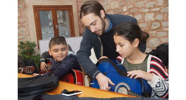 URLA BELEDİYE KONSERVATUARI İLE YAŞAM DAHA RENKLİ