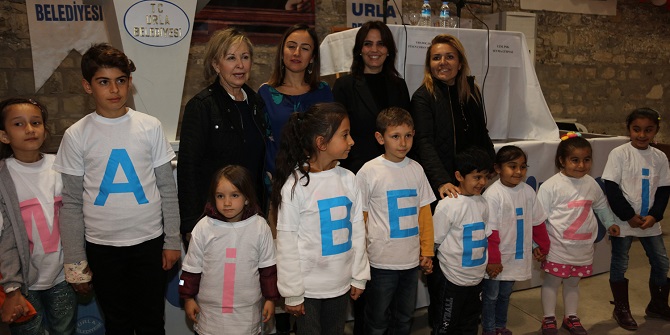 Urla'da Pembe de Bizim Mavi de Bizim etkinliği