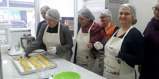 UYAR URLA KADIN KOOPERATİFİ’NİN DENEME ÜRETİMİNE KATILDI