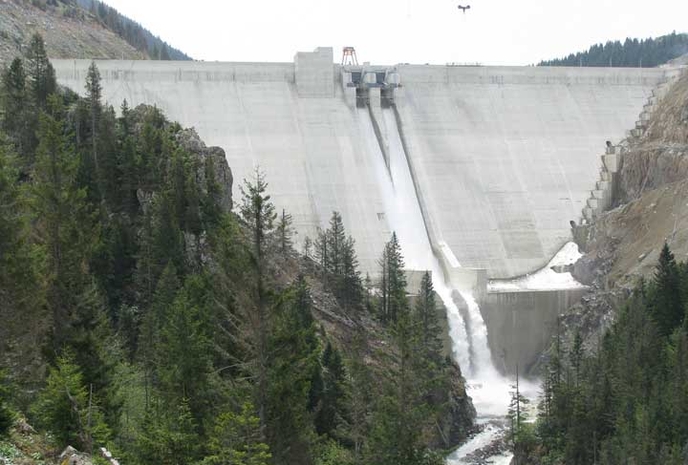Yaşmaklı Barajında Teröristlerin Döşediği Mayın Patladı