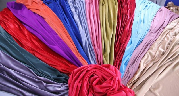 Yeni Kuşak Modacılar Kadifeden Hikayeler Anlatıyor