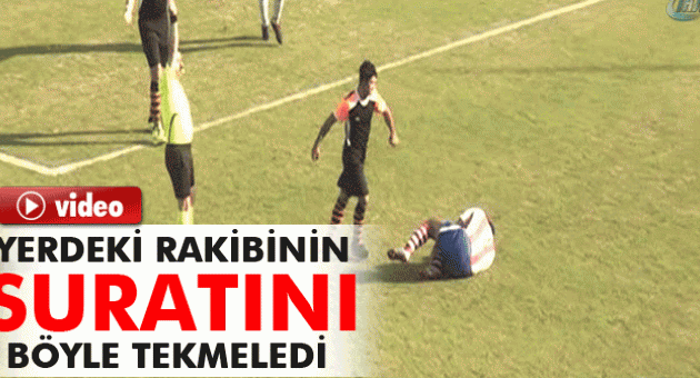Yerde yatan rakibinin suratına böyle tekme attı