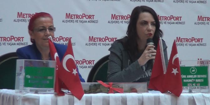 Yeşim Salkım mor gözle sahneye çıktı