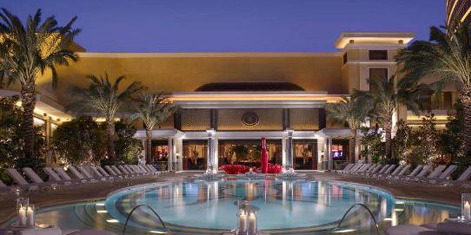 Zengin İşadamıydı Şimdi Otobüse Binemiyor