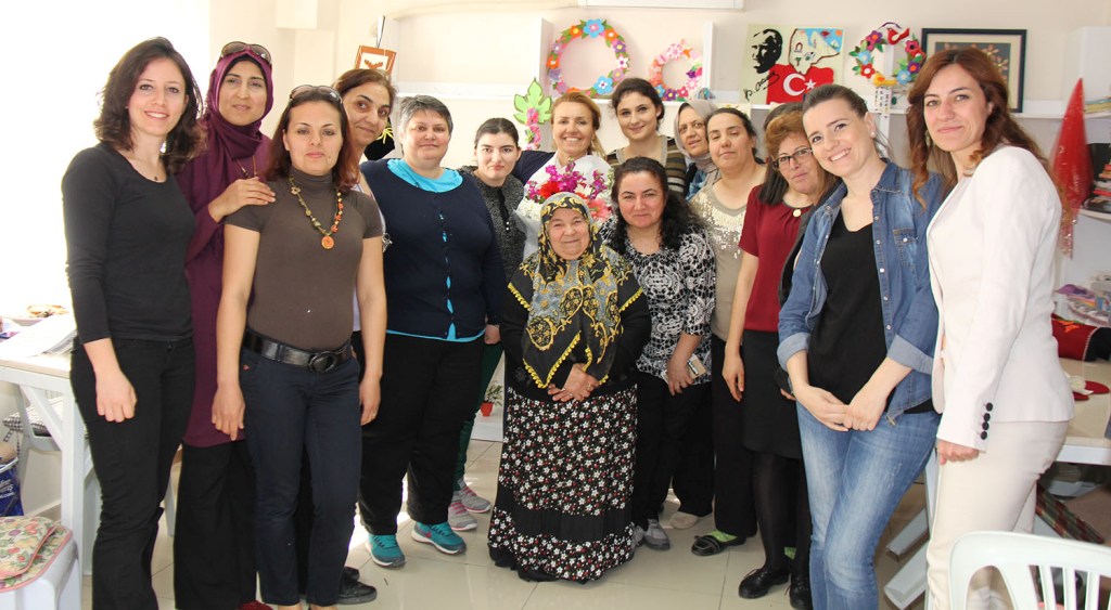 Zeytinalanı Semt Evi, eğitimlerine devam ediyor