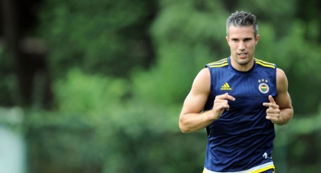 Zirve Robin van Persie'nin