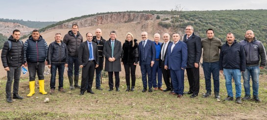 Berlinli Türk İş İnsanları İzmir Ormanlarını Unutmadı