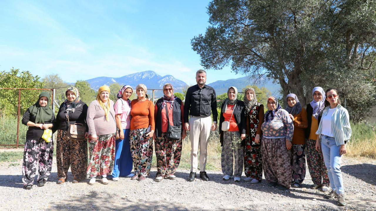 Başkan Görkem Duman, Dünya Kadın Çiftçiler Günü’nü kutladı