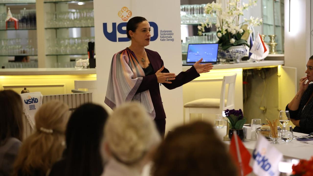 Başkan Sengel: “Efes Tarlası Yaşam Köyü Bir Cumhuriyet Projesidir”