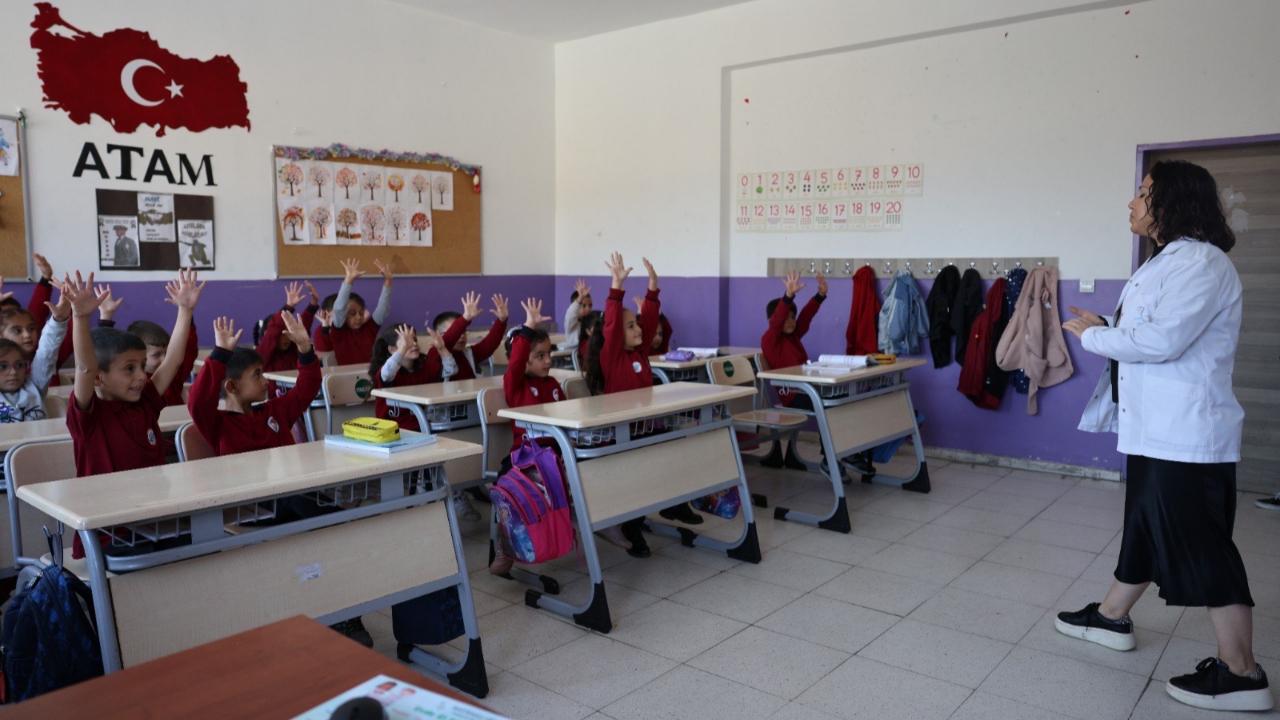 Bayraklı Belediyesinden miniklere hijyen eğitimi - Dünya El yıkama günü’nde öğrencilere sağlık dersi