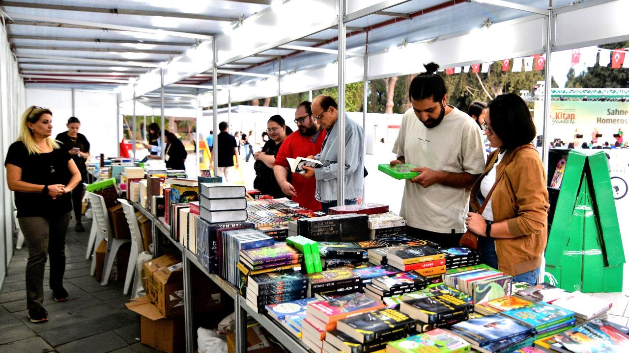 Bornova’da kitapla dolu 10 gün