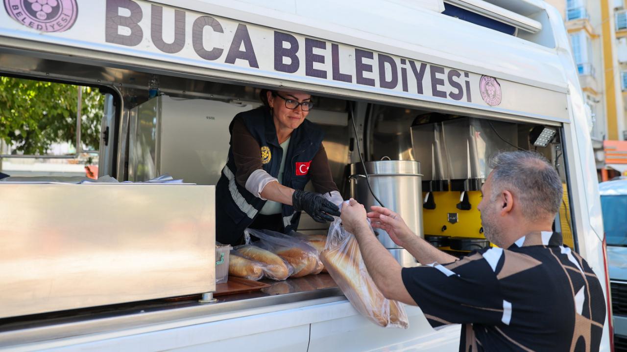 Buca Belediyesi dayanışmayı büyütüyor