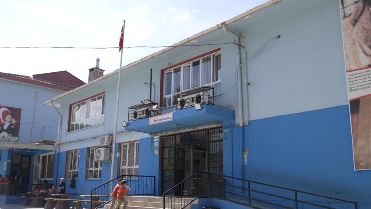 İzmir’in okullarında veli Büyükşehir iş birliği