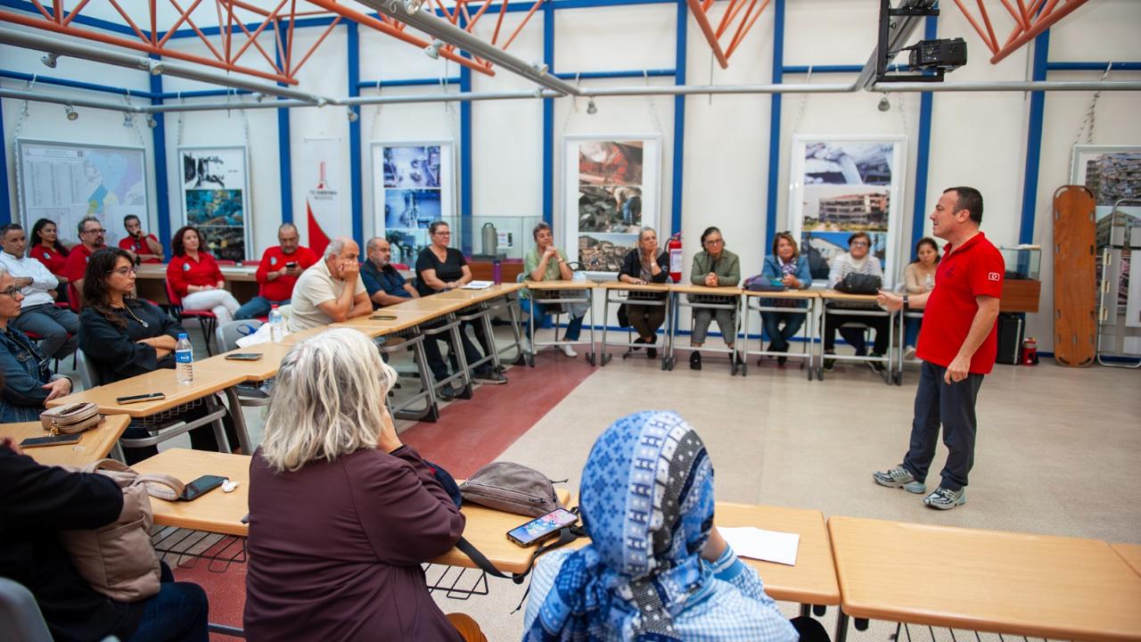 Karşıyaka Afet Gönüllüleri’nde 2. dönem kayıtları başladı