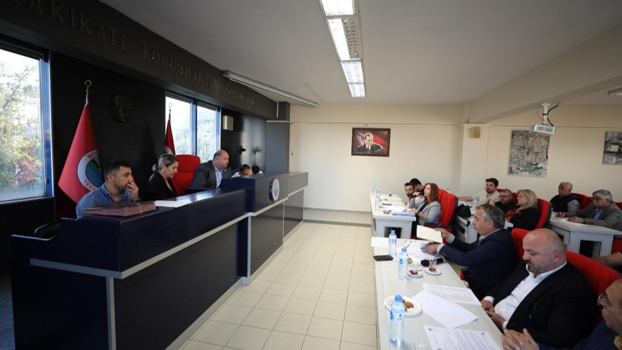 Menderes’te Bütçeye Onay