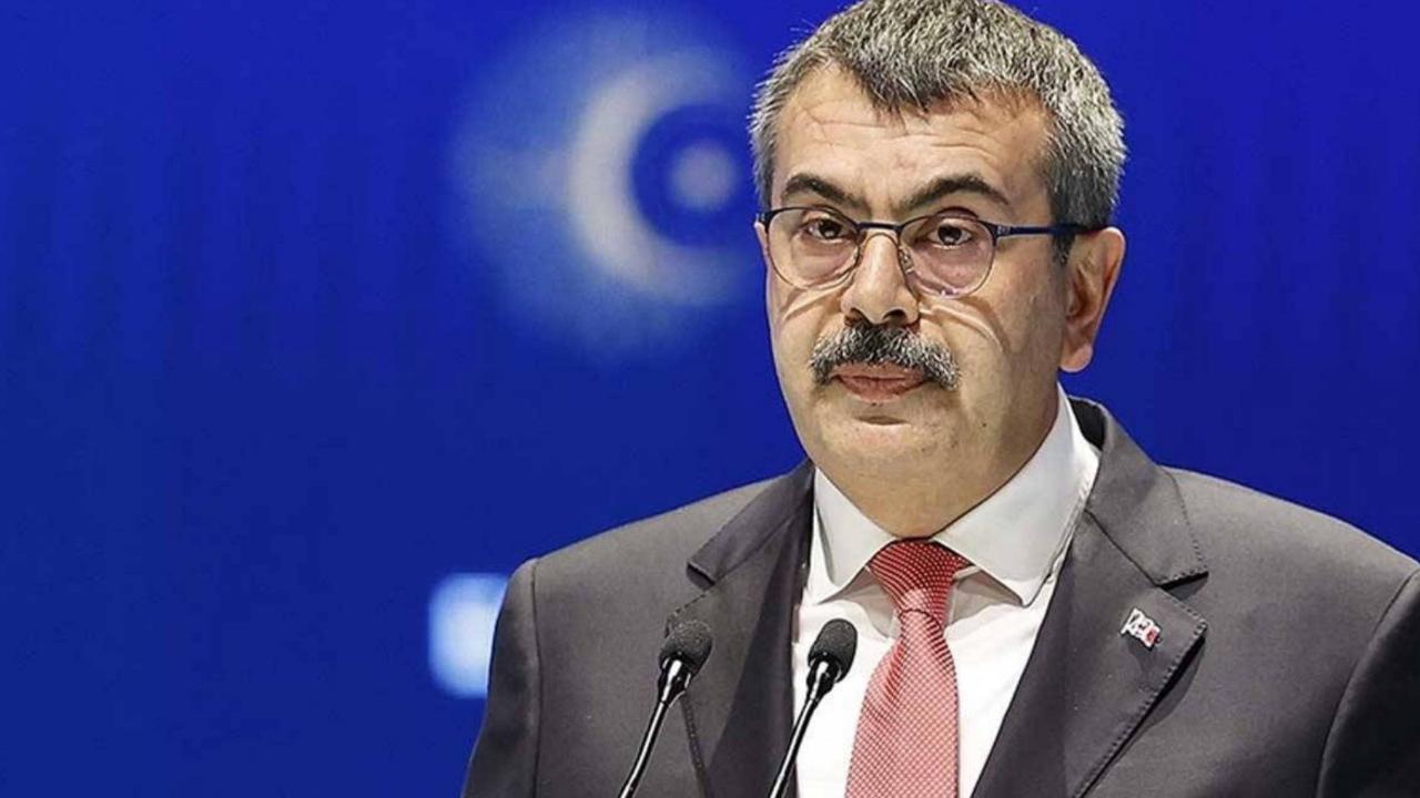 Milli Eğitim Bakanı Tekin duyurdu: Eğitim sistemi yine değişiyor!