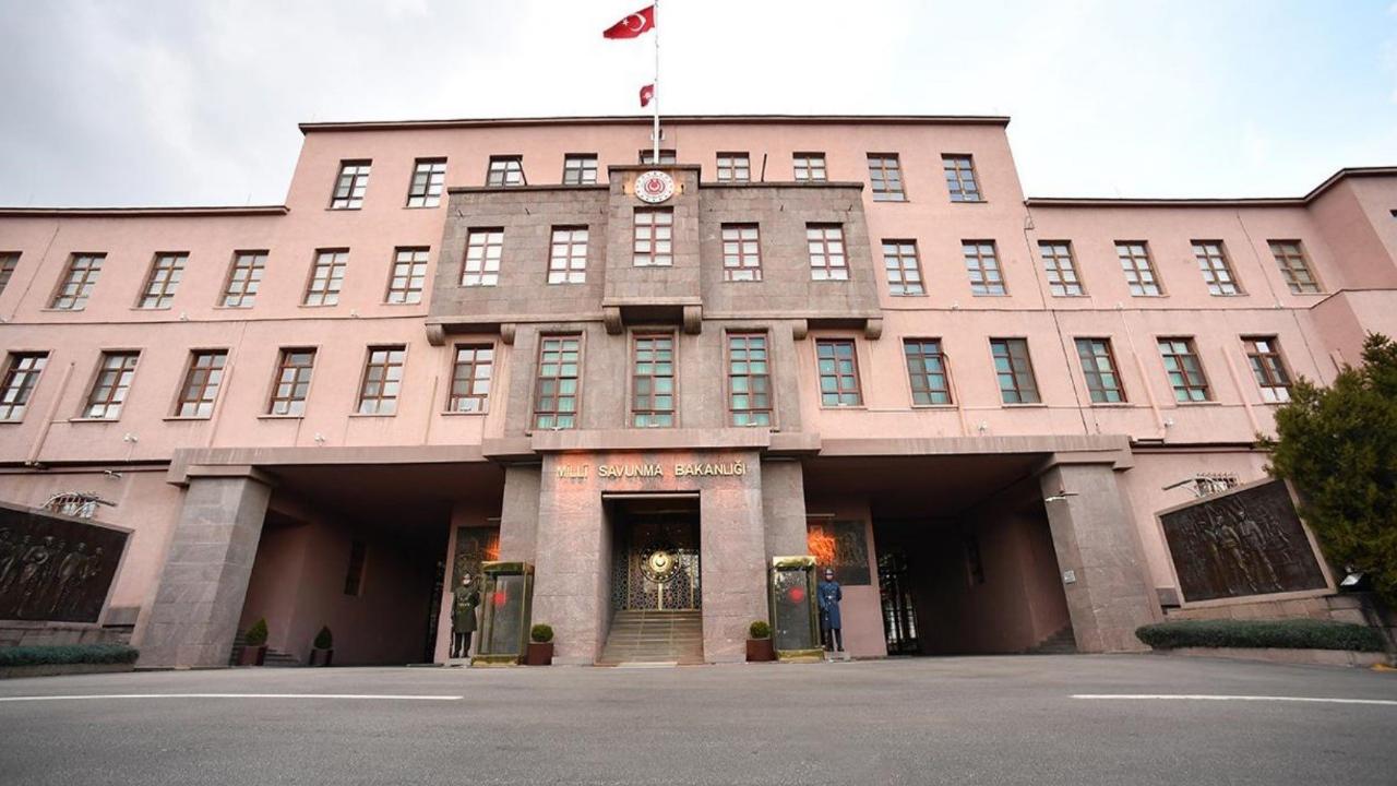 Milli Savunma Bakanlığı’nda rüşvet soruşturması: 32 şüpheliye gözaltı kararı