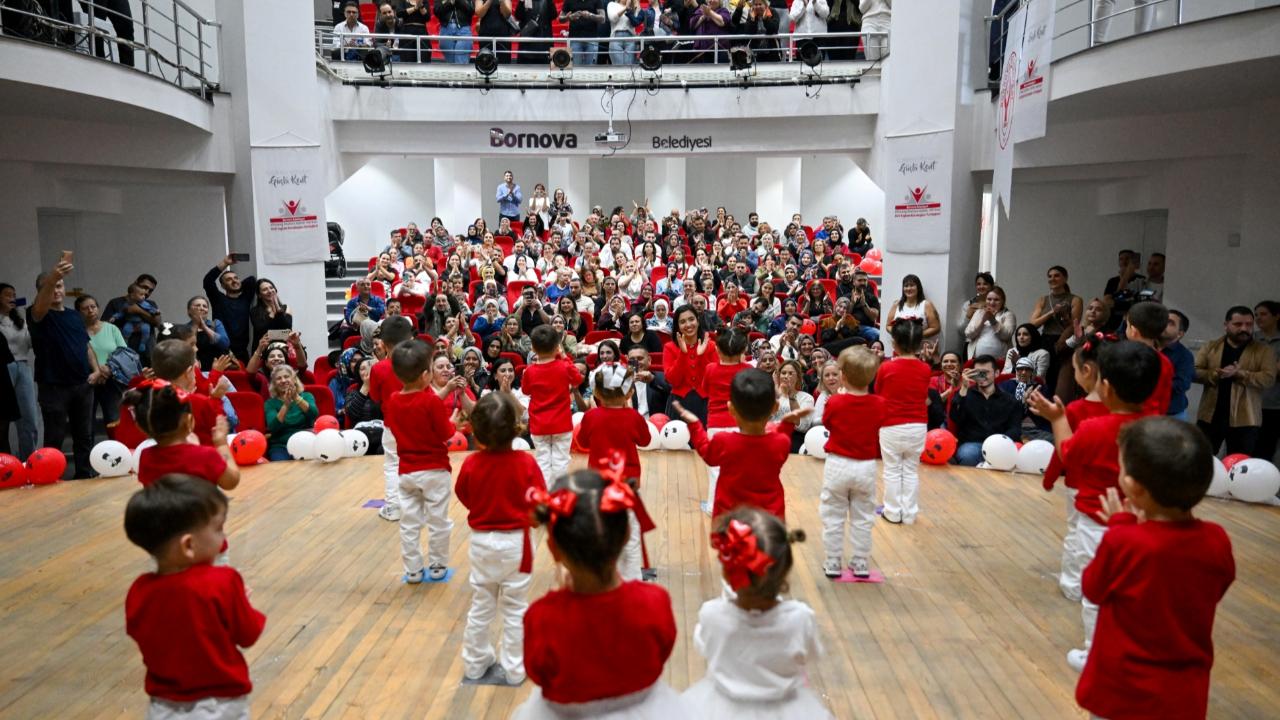 Miniklerden büyük Cumhuriyet coşkusu