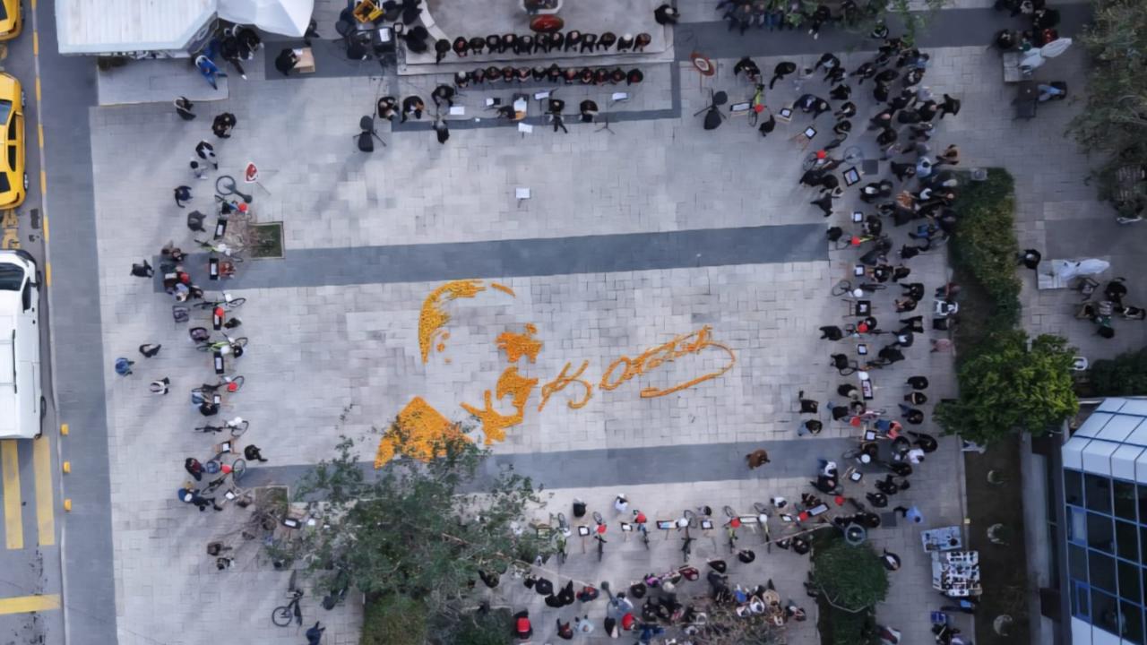 10 Kasım’da Menderes’e Atatürk İmzası