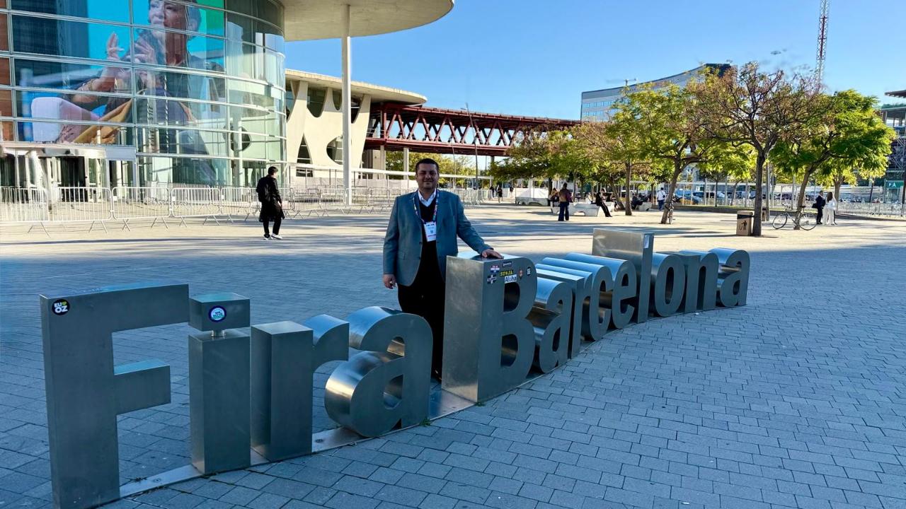 Başkan Demir&#039;den Barcelona&#039;daki fuarda &#039;Smart Torbalı&#039; mesaisi!