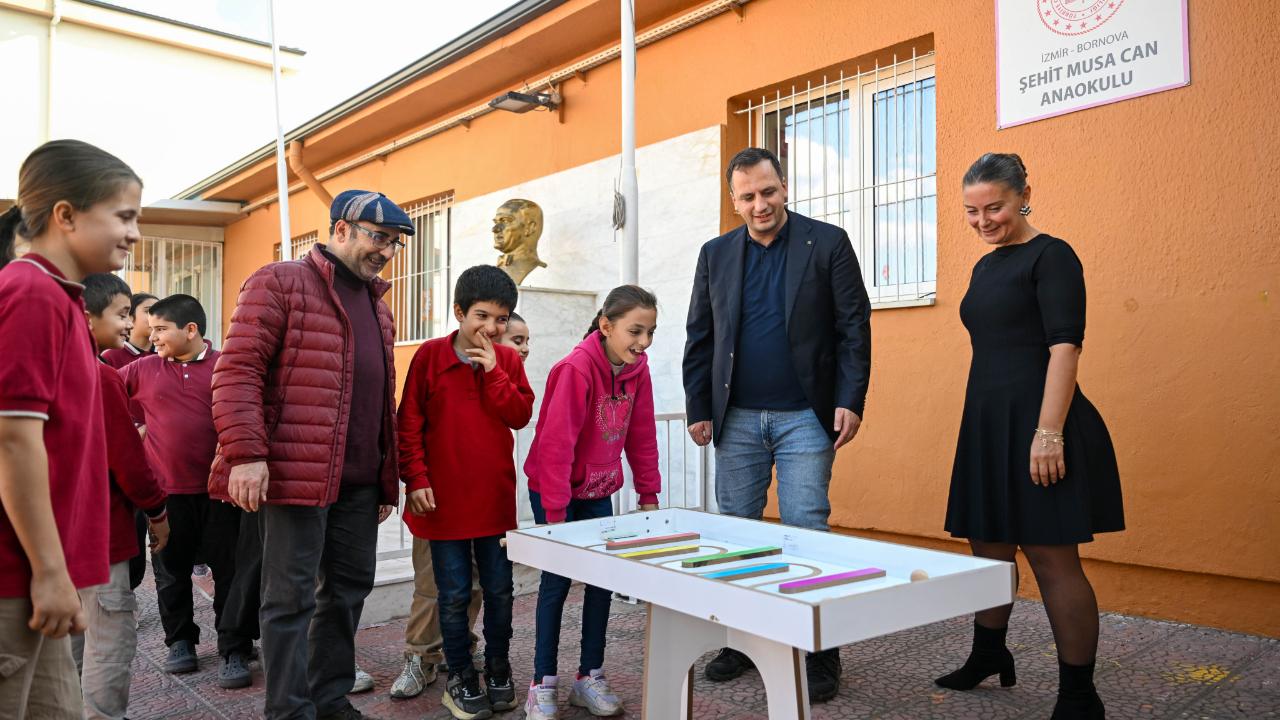 Başkan Eşki’den Şehit Musa Can Okulları’na Zeka Geliştirici Oyuncak