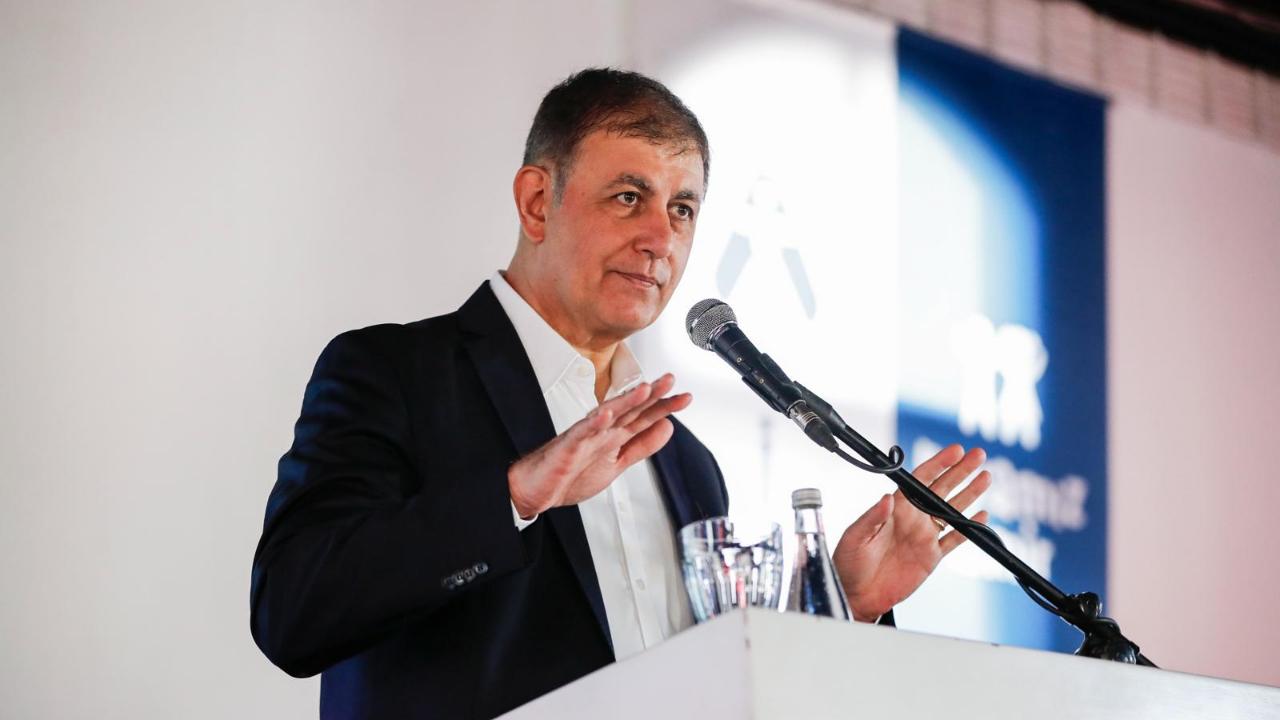 Başkan Tugay’dan TCDD’ye İZBAN çıkışı: “Ray kirasını kaldırın, 90 dakika hemen gelsin”