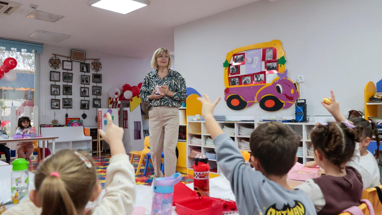 Buca Belediyesi’nden ilçenin miniklerine diş sağlığı eğitimi