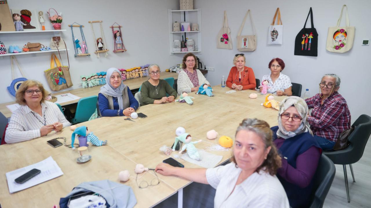 Buca Belediyesi’nden minik kahramanlara destek