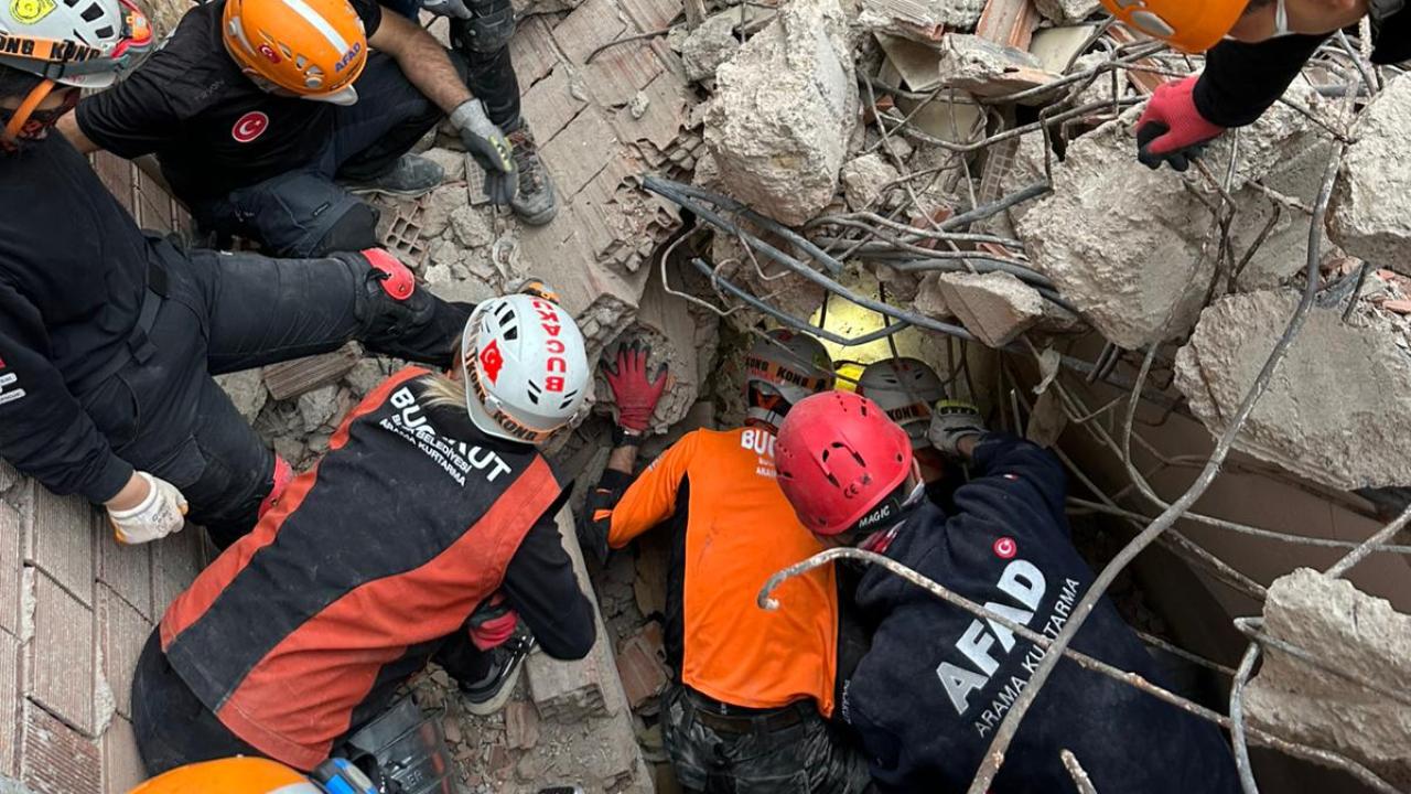 BUCAKUT’tan yavru köpek operasyonu