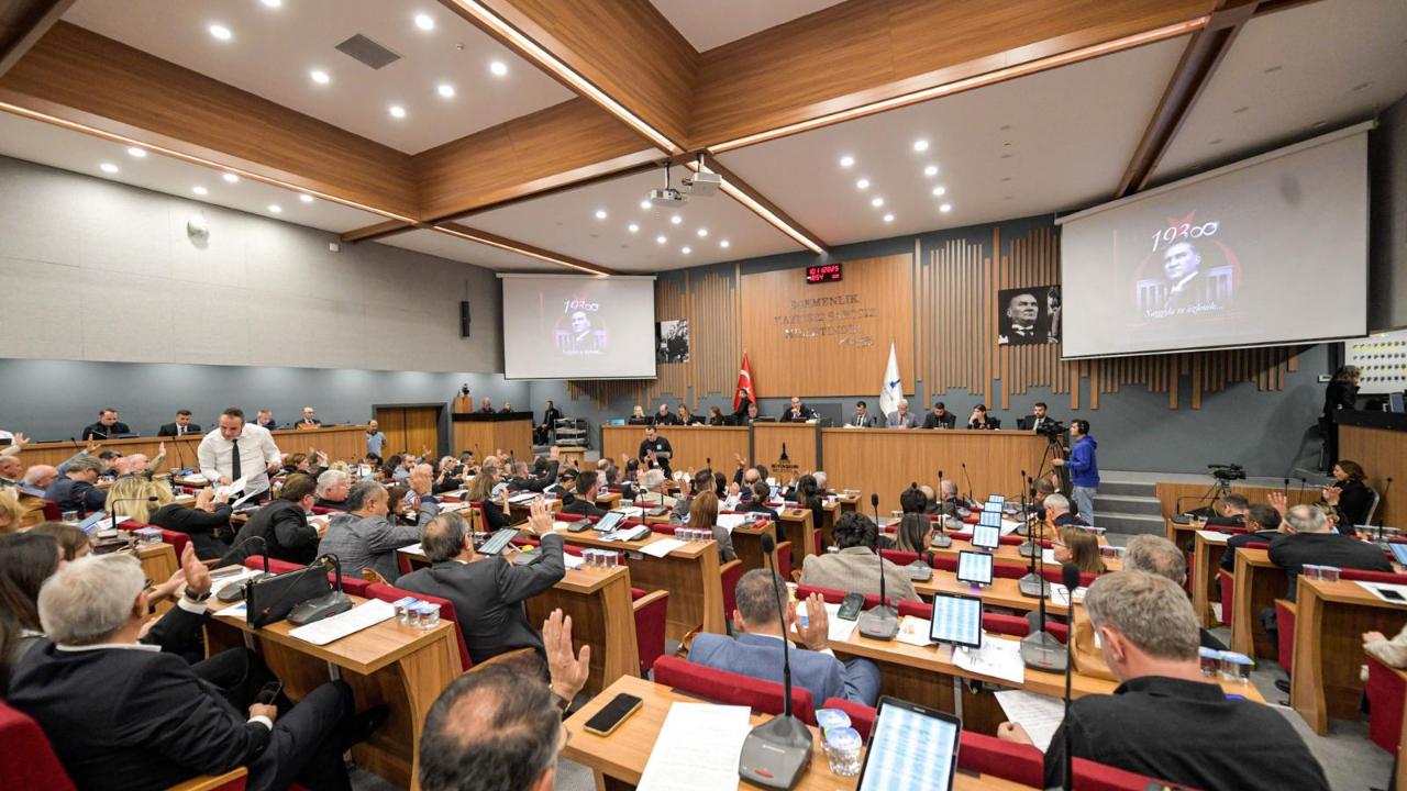 Büyükşehir Meclisi’nde bütçe görüşmeleri başladı