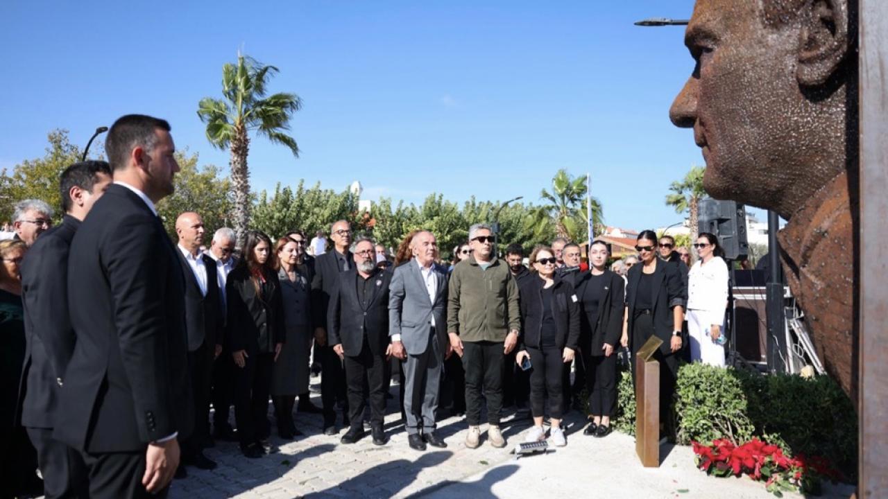 Çeşme’de 10 Kasım: Atatürk sevgi, minnet ve sanatla anıldı