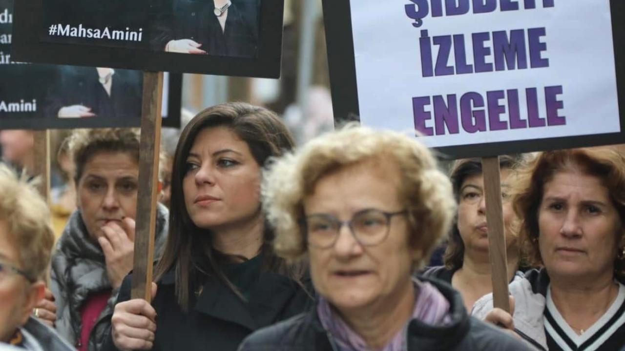 CHP Efes Selçuk İlçe Başkanı İpek Onbaşıoğlu’ndan 25 Kasım Mesajı: “Bu düzen gidecek, biz kazanacağız”