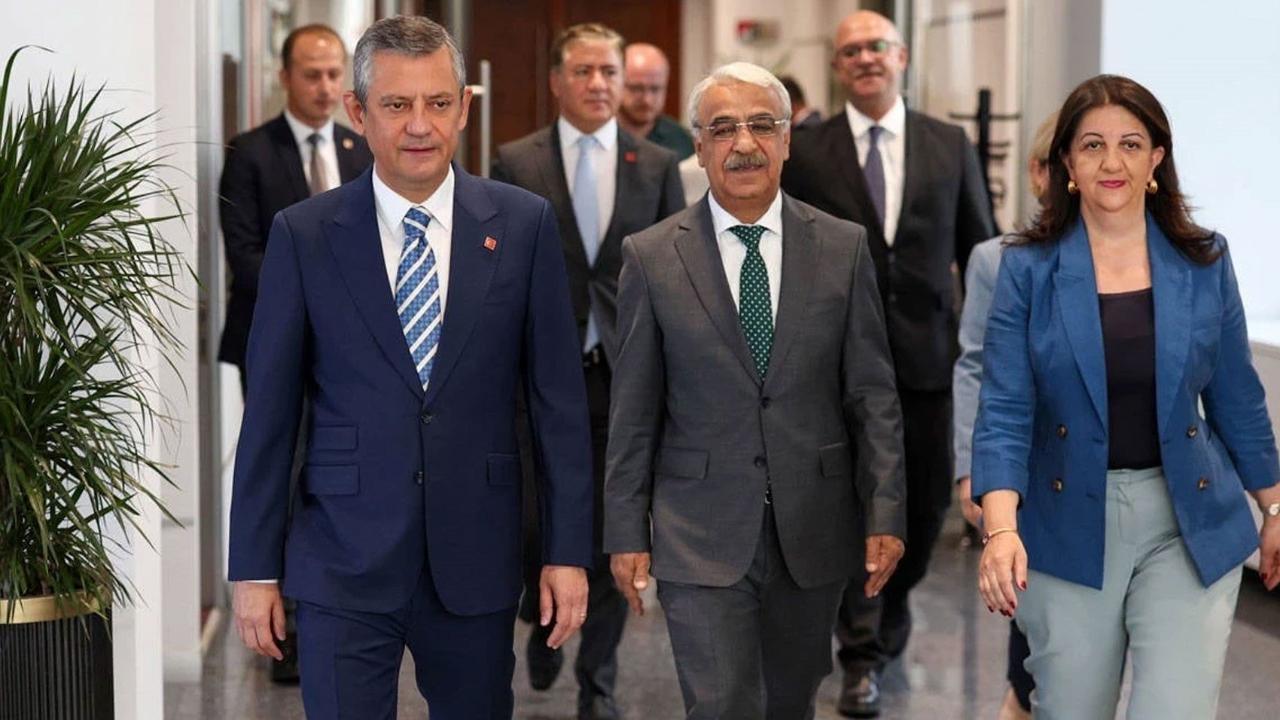 CHP&#039;den DEM&#039;in İmralı tepkisine &#039;yasal düzenleme&#039; yanıtı