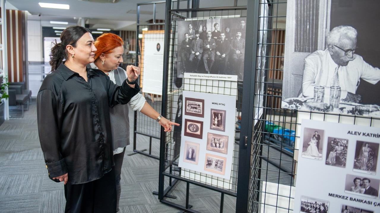 Karşıyaka Belediyesi’nden fotoğraf tarihine ışık tutan sergi