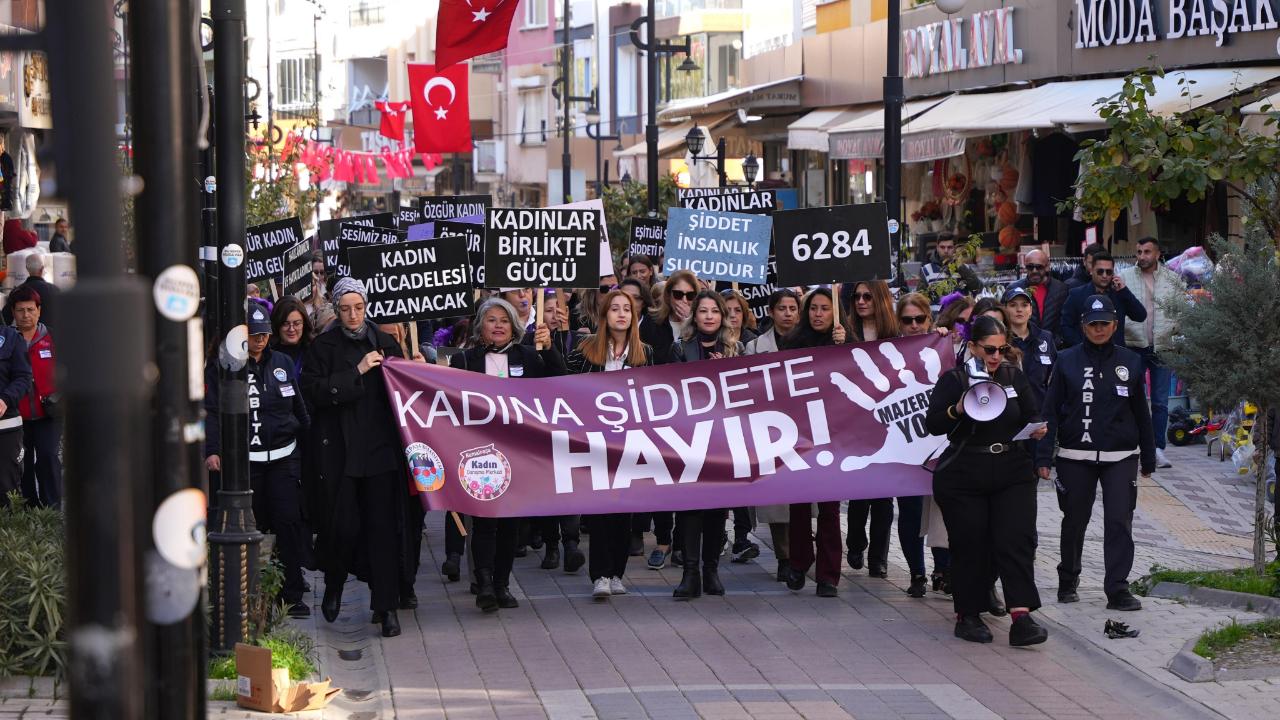 Kemalpaşalı kadınlardan güçlü mesaj