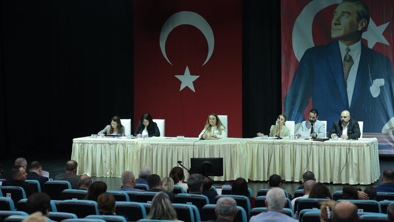 Konak Belediye Meclisi kasım ayı ilk toplantısını gerçekleştirdi