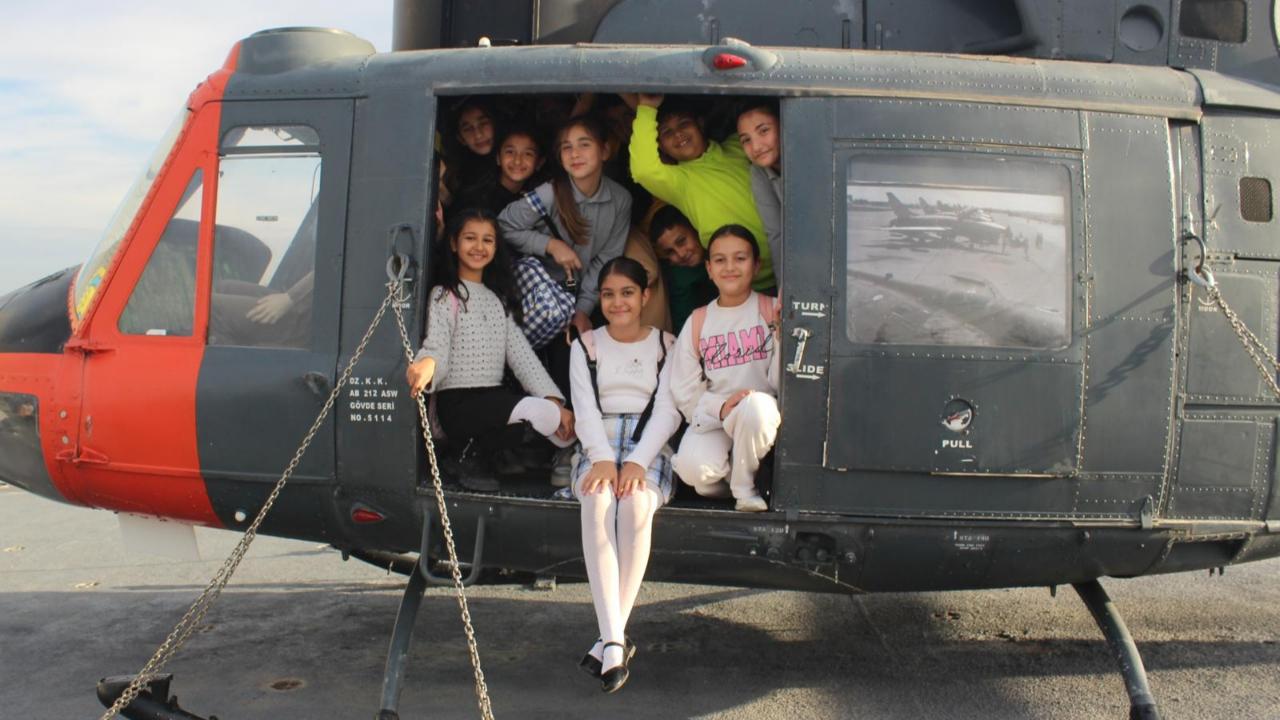 Öğrenciler, dil becerilerini gezerek pekiştiriyor