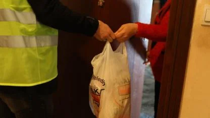 300 aileye yılbaşı sofrası