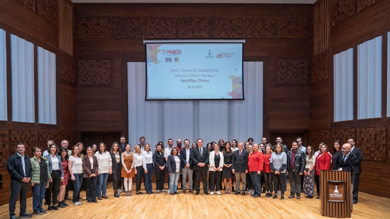Akdeniz Dilleri Merkezi’nden sertifika coşkusu