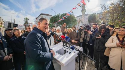 Başkan Tugay, “Dara düşen herkes bilsin ki, onlar için çalışan insanlar var”