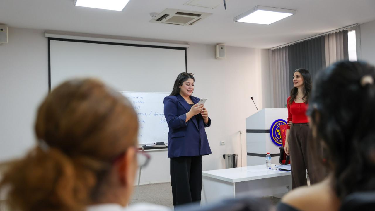 Buca Belediyesi’nden diksiyon ve sunuculuk kursu