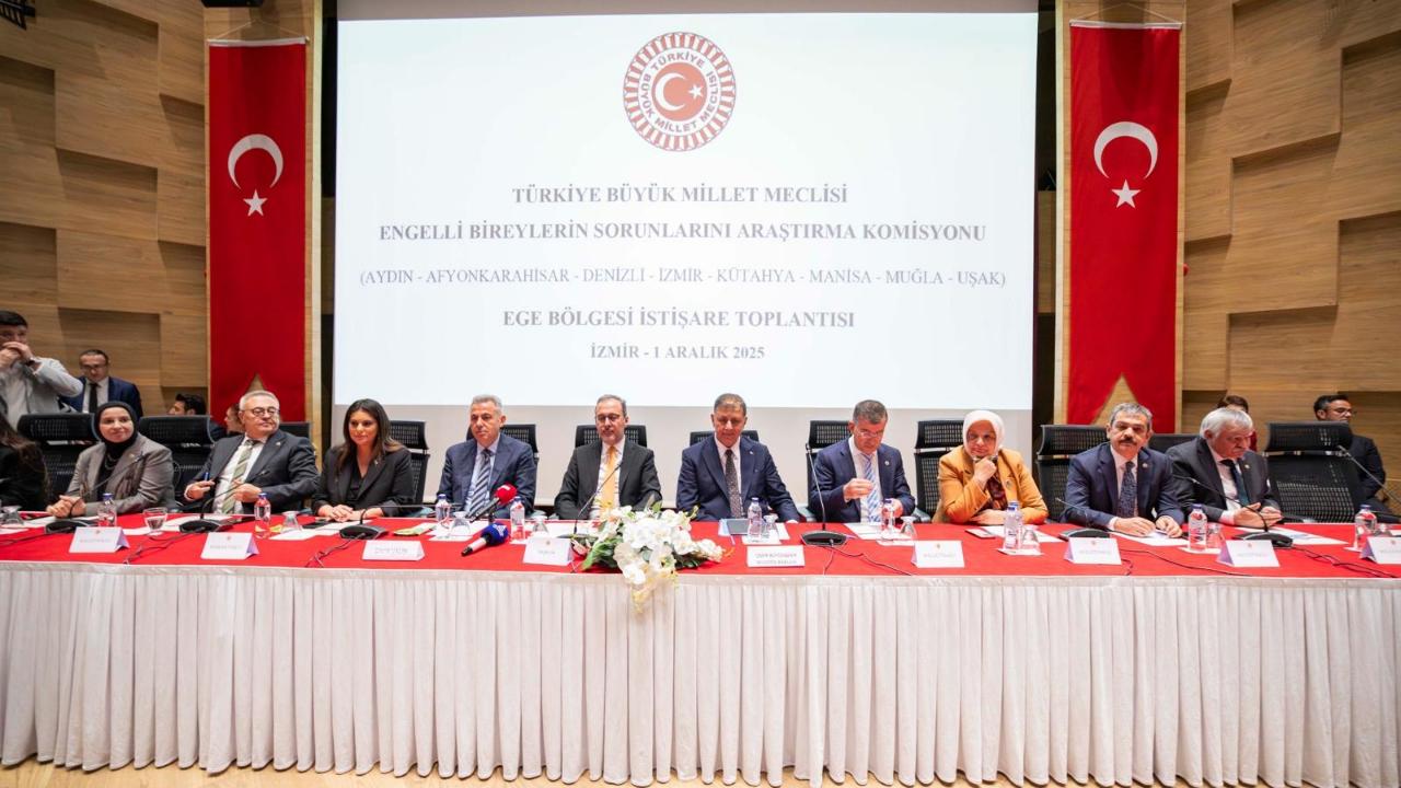 Engelli sorunları ve talepleri İzmir’de masaya yatırıldı