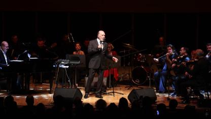 Fatih Erkoç söyledi İzmirliler eşlik etti