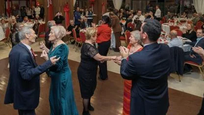 Huzurevinde yeni yıl coşkusu