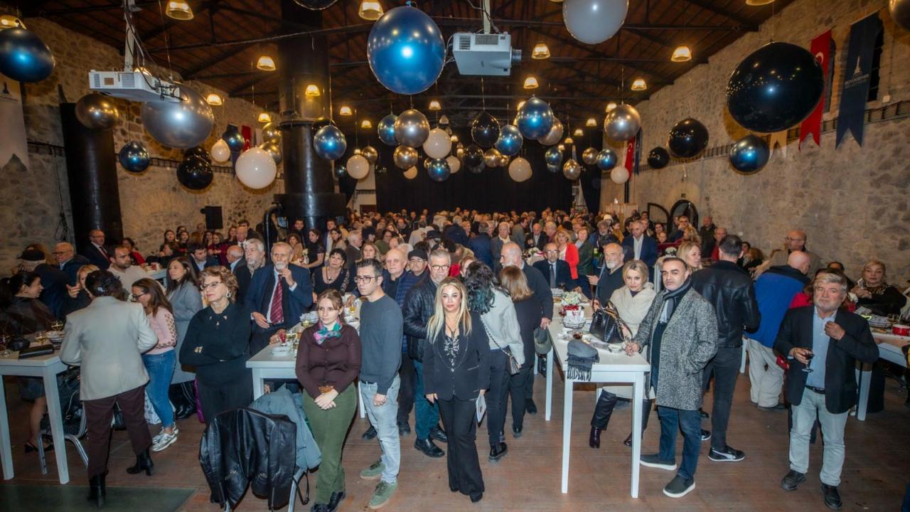 İGC Geleneksel Yılbaşı Buluşmasında Büyük Coşku