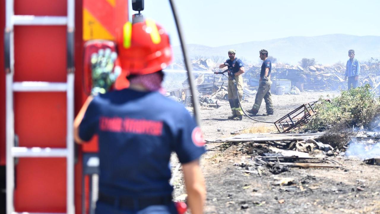 İzmir İtfaiyesi 2025 bilançosu: Yangınların yüzde 43’ü sigara ve kibritten