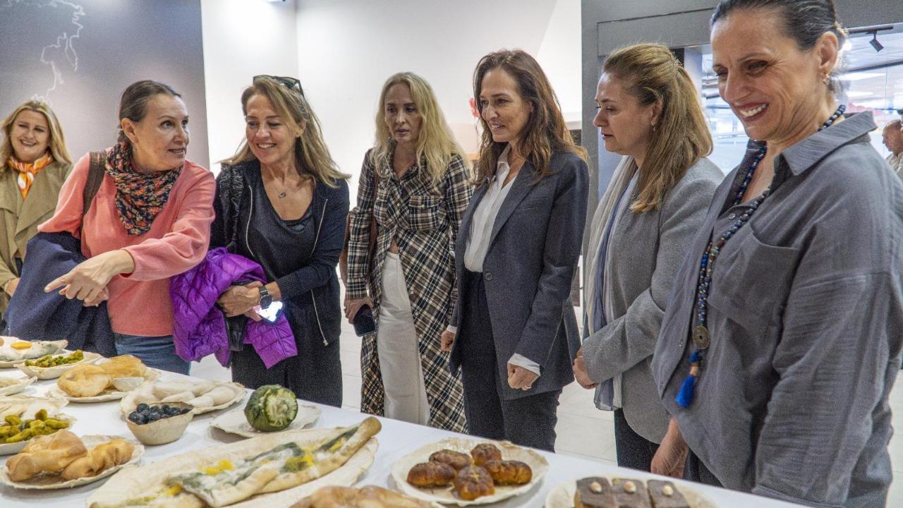 ‘İzmir Sofrası’na yoğun ilgi: Şubat sonuna kadar ziyaret edilebilecek